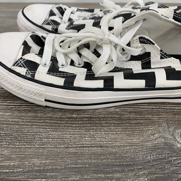 Women's Converse All Star Sneakers Shoes - Size 11 - Black / White Zig-Zag - Picture 6 of 14